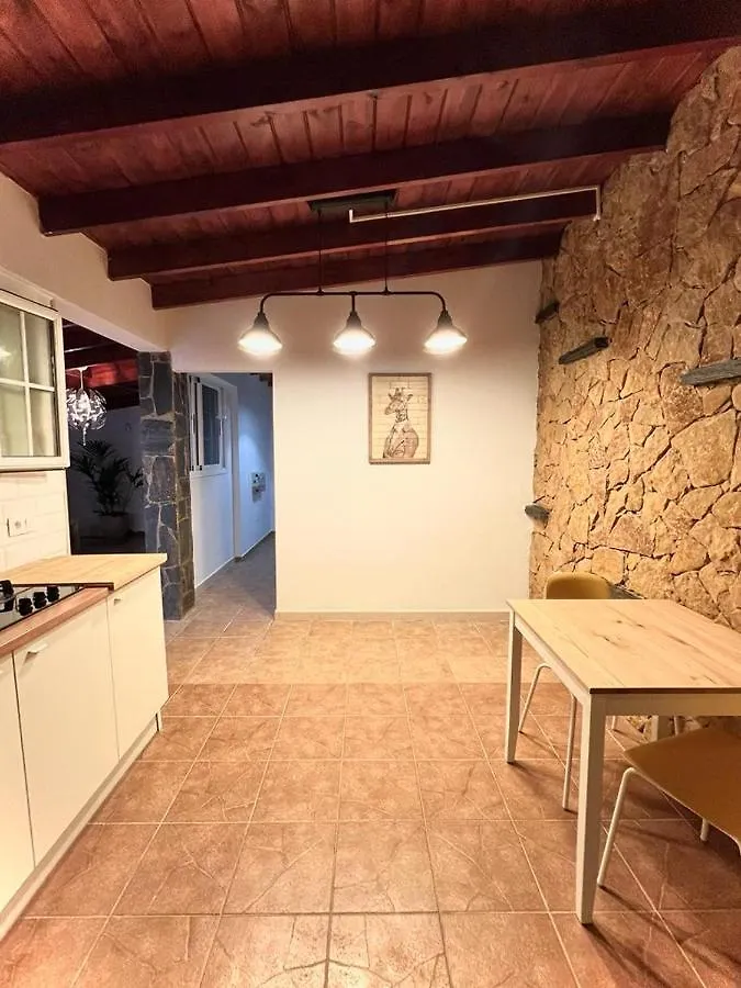 Apartment El Alegato Casa De Invitados Antigua  Spain